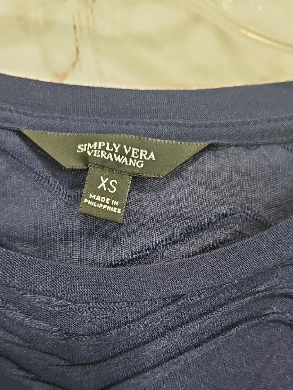 Simply Vera Vera Wang Navy Short Sleeve Textured Wave Top - Picture 2 of 4